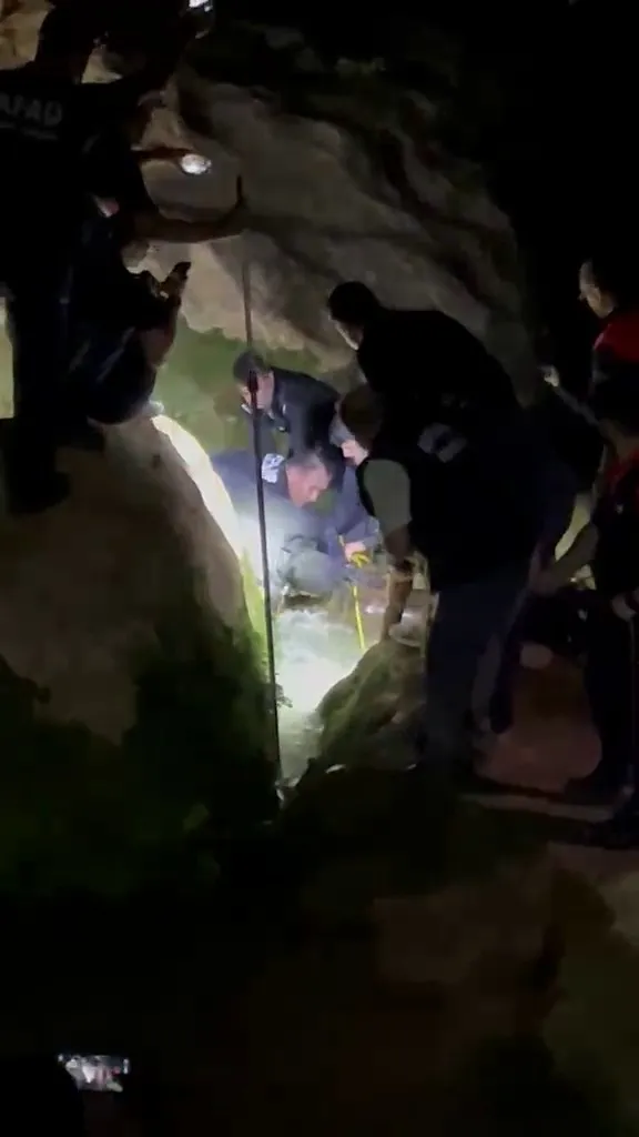 Mersin'de serinlemek için girdiği derede hayatını kaybetti