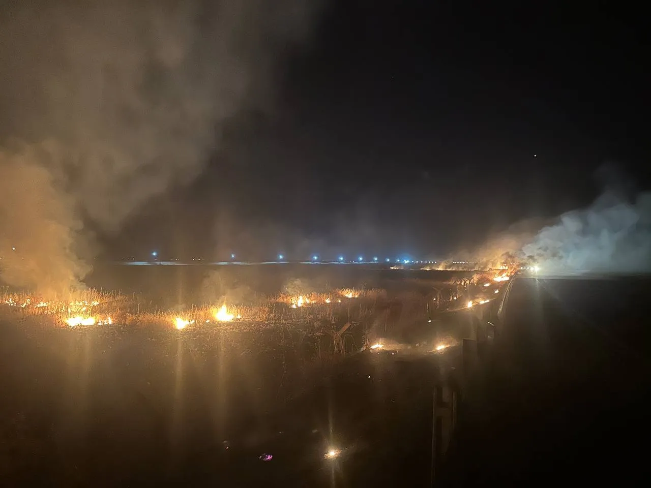 Mardin'de alevler evlere dayandı