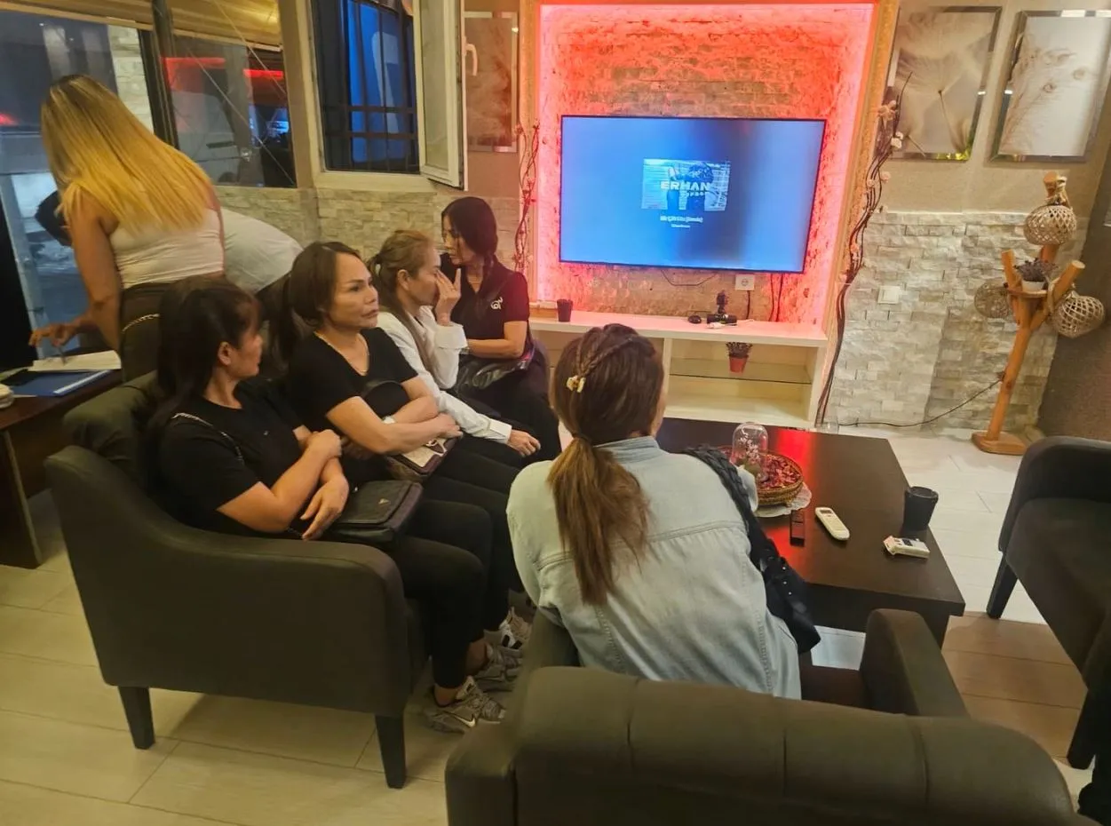 İskenderun’da masaj salonlarına yapılan fuhuş baskınında 31 kadın yakalandı