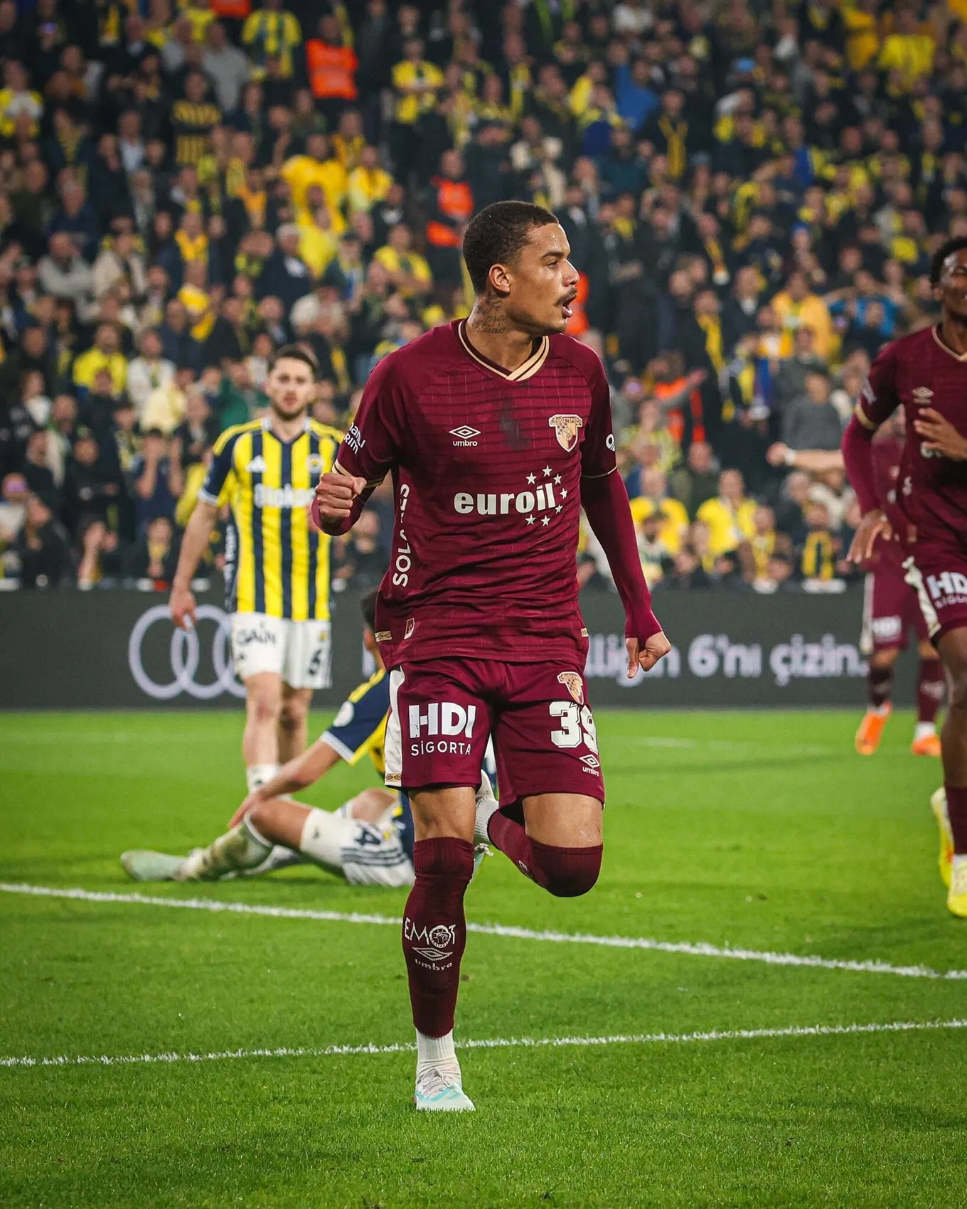 Göztepe'nin Brezilyalı golcüsüne ülkesinden sürpriz talip