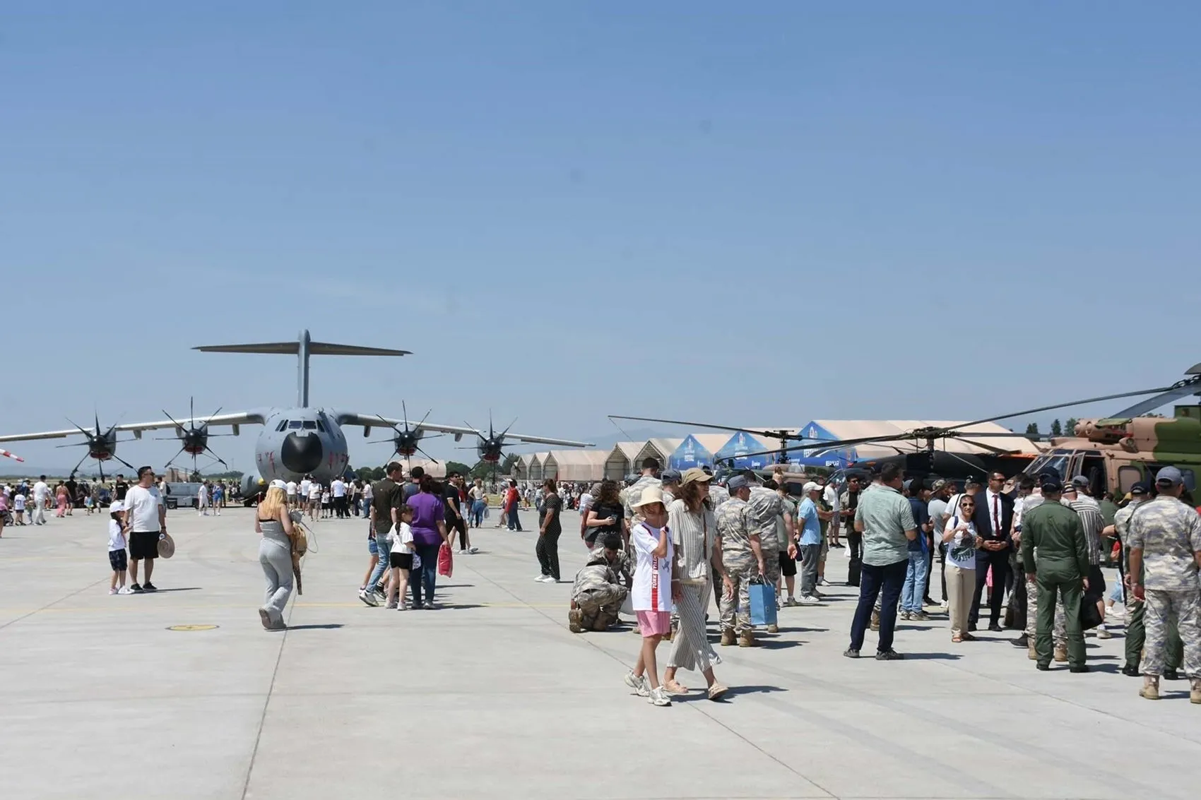 İzmir semalarında 115 yıllık havacılık gururu