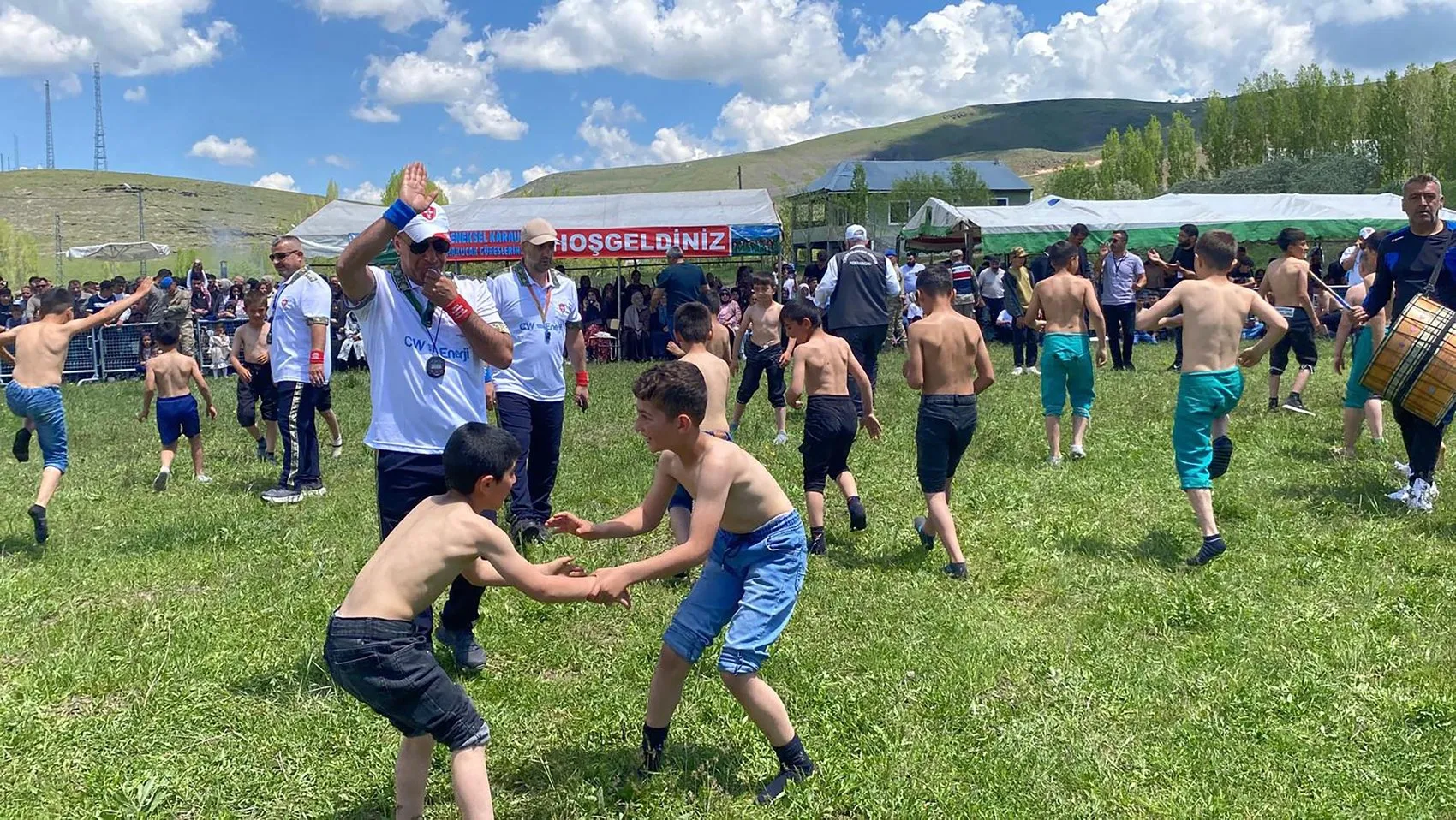 Kars’ta bir asırlık gelenek er meydanına taşındı