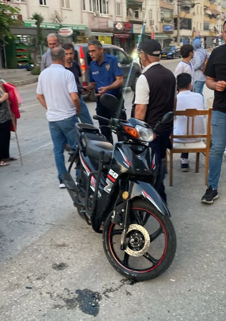 Mudanya'da motosiklet ve otomobil çarpıştı İki yaralı