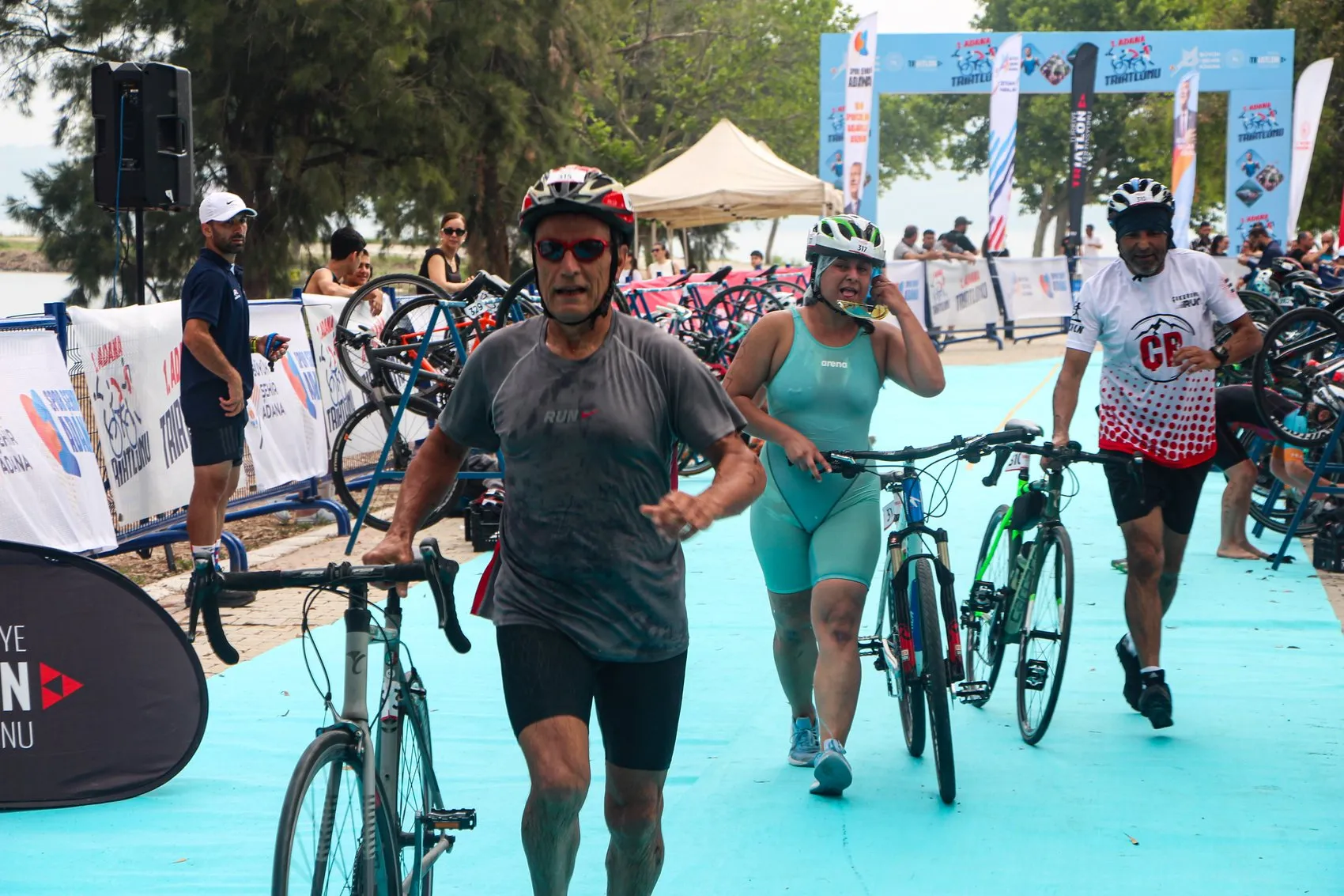 Adana Adnan Menderes Adası triatlon heyecanına ev sahipliği yapıyor