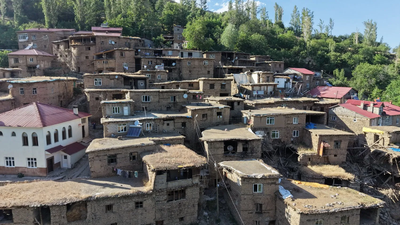 Bitlis Hizan’da zamanın durduğu köyler keşfedilmeyi bekliyor