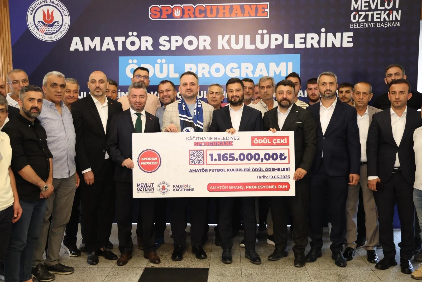 Kağıthane amatör kulüplere milyonluk nakdi destek sağladı