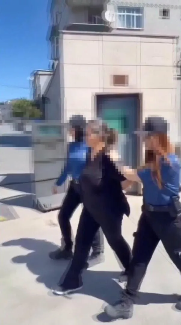 Bayrampaşa'da bir anaokulunda dehşet anları kameraya yansıdı