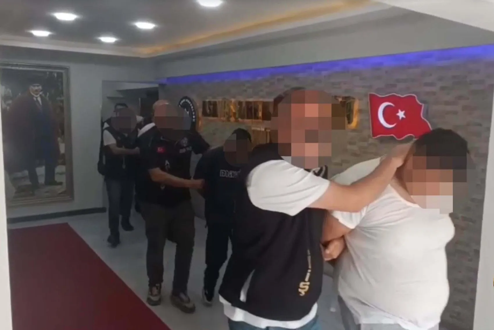 İzmir'de kız meselesi kavgası 15 yaşındaki genci hayattan kopardı