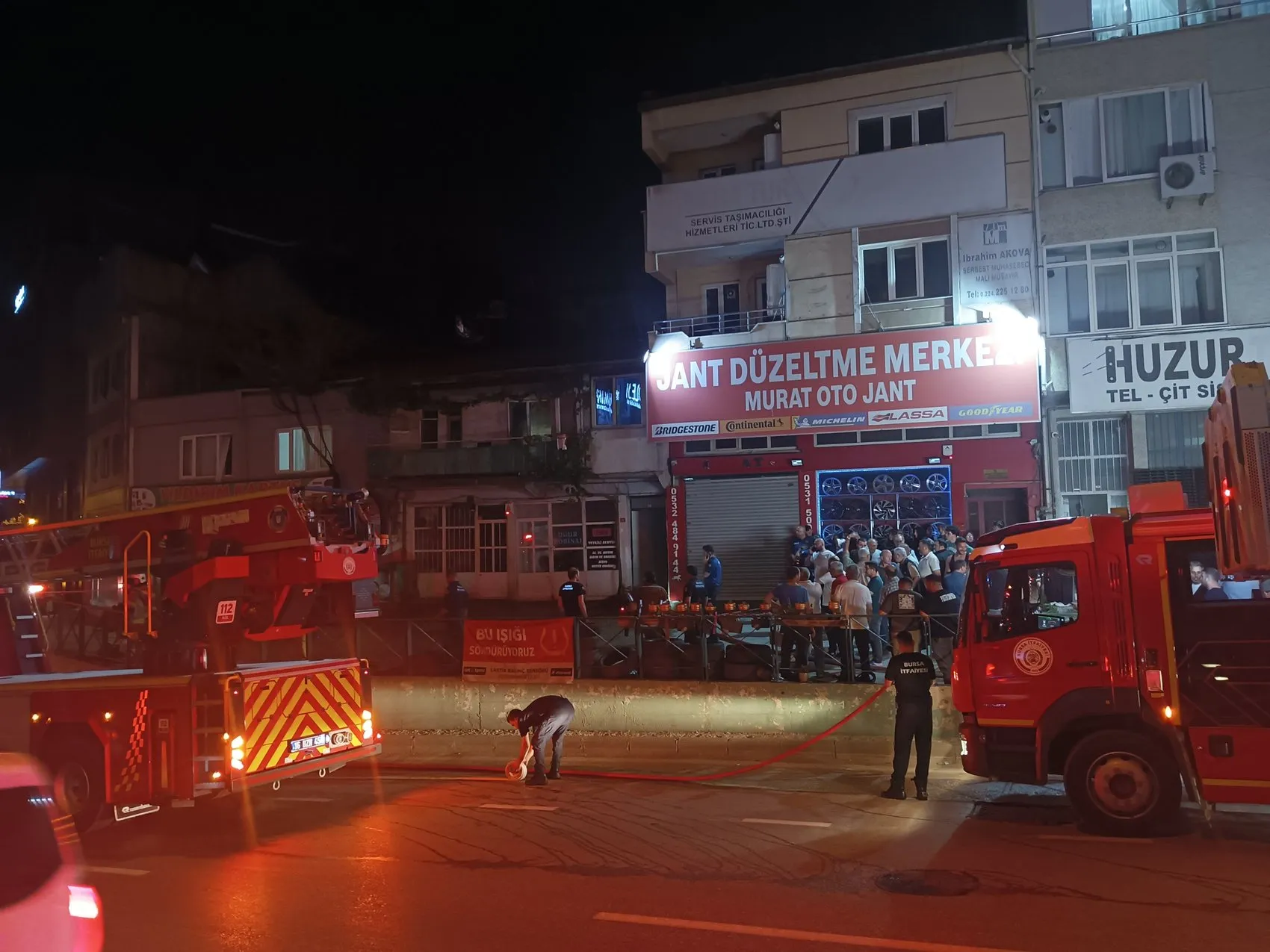 Nilüferde gece yarısı korkutan yangın