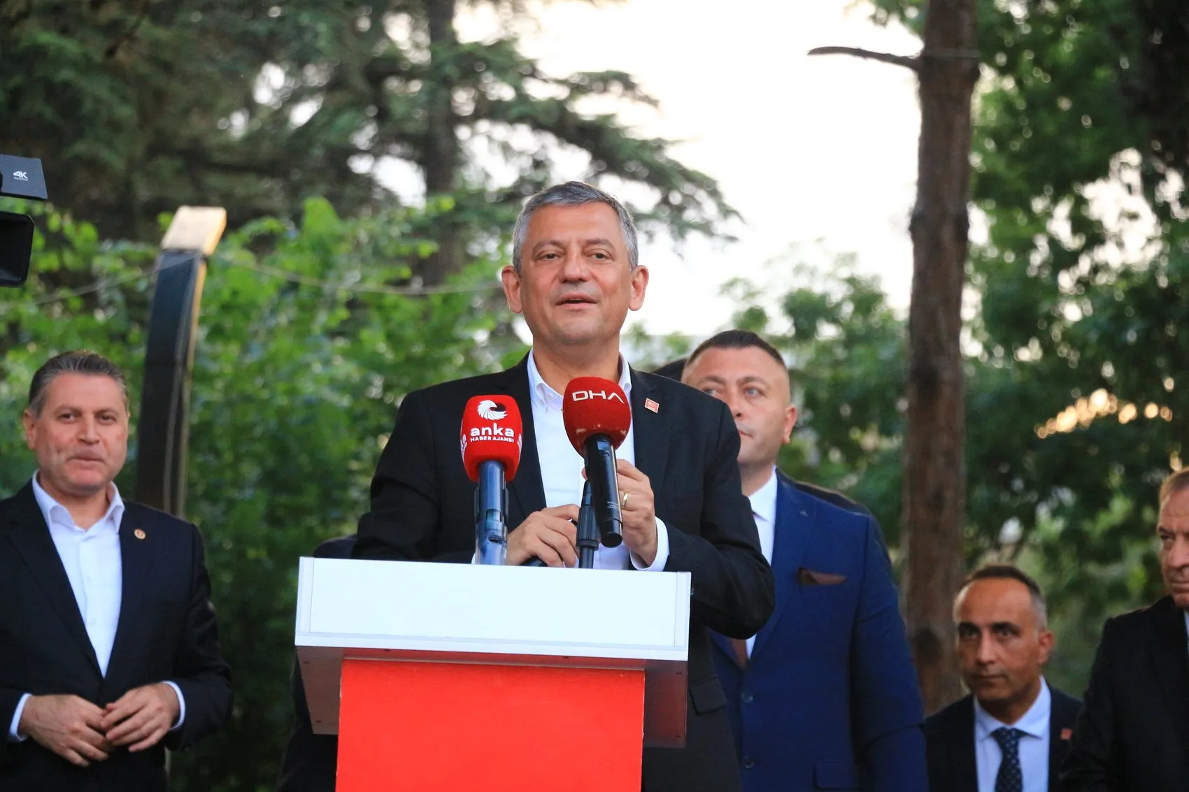 Özgür Özel Erdoğan siyasi darbe peşinde