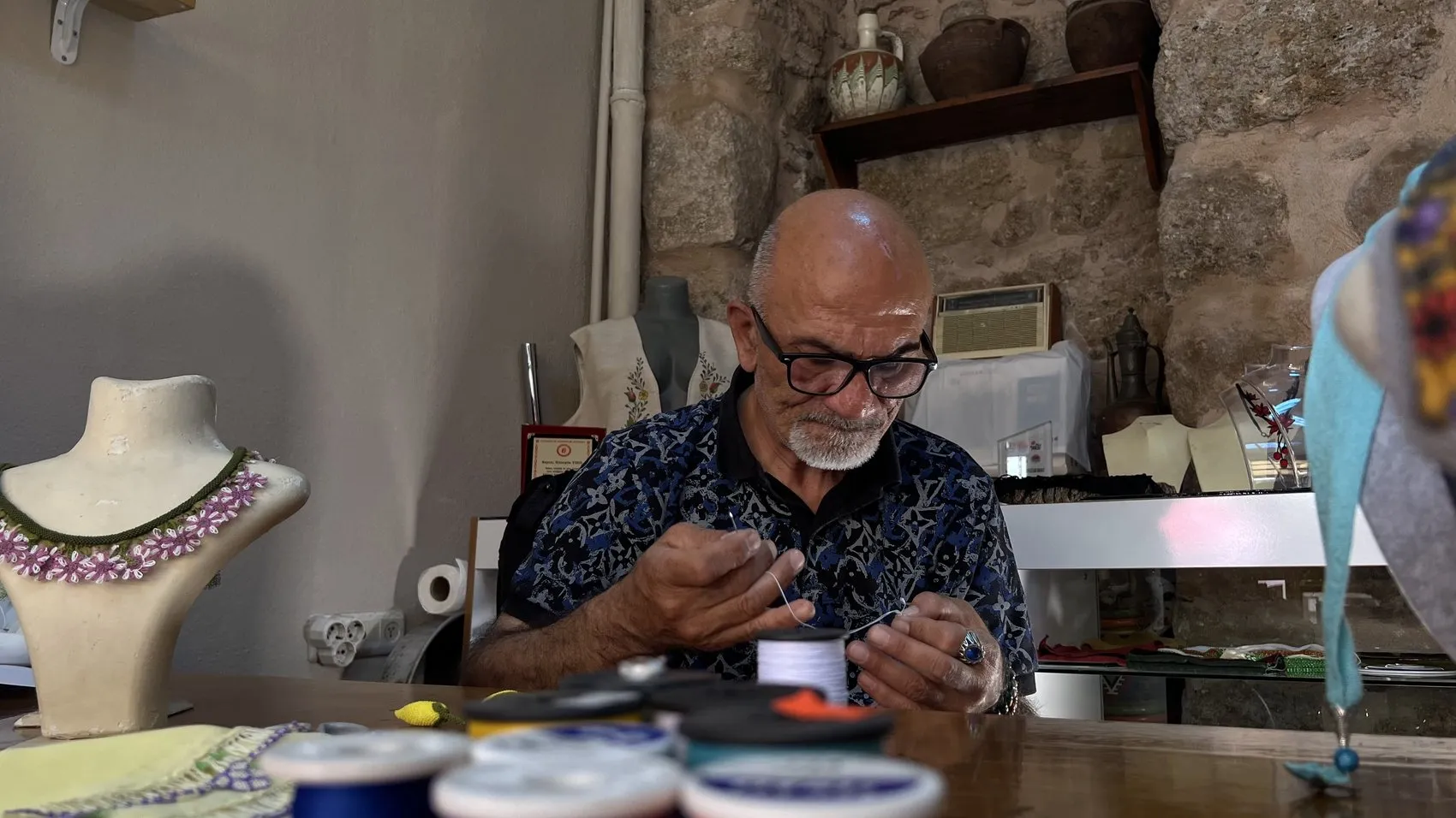Adliye koridorlarından dünya pazarlarına uzanan iğne oyası sanatı
