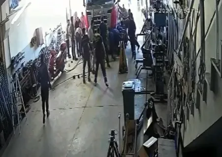 Aksaray'da sanayi sitesinde TIR faciasından dönüldü