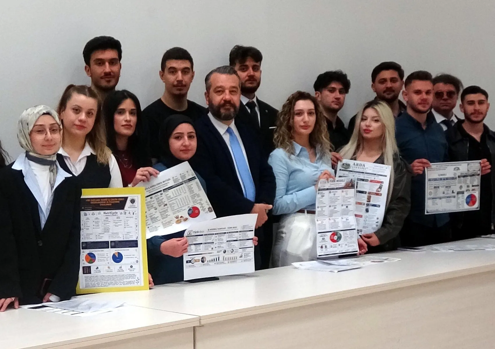 Ders notu değil şirket kurdular