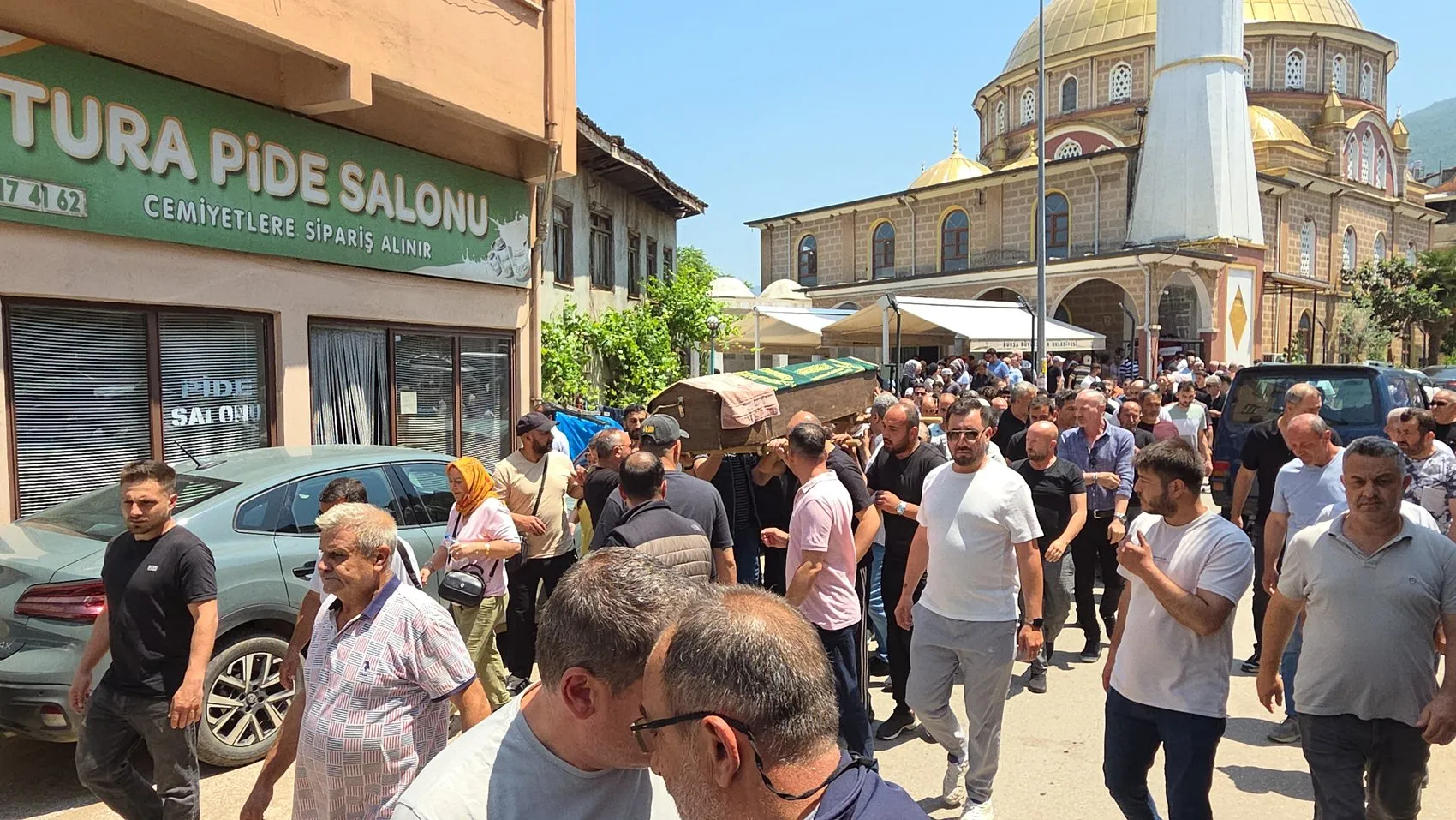 Bursa'da yürek yakan veda 11 yıl sonra aynı kara kader