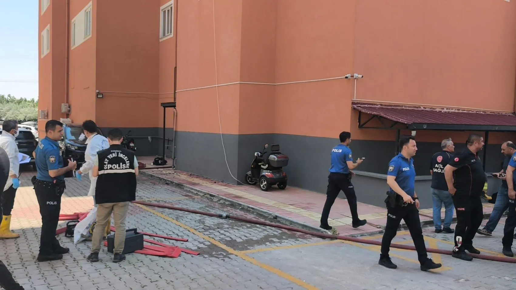 Kahramanmaraş'ta apartman yangını üç can aldı