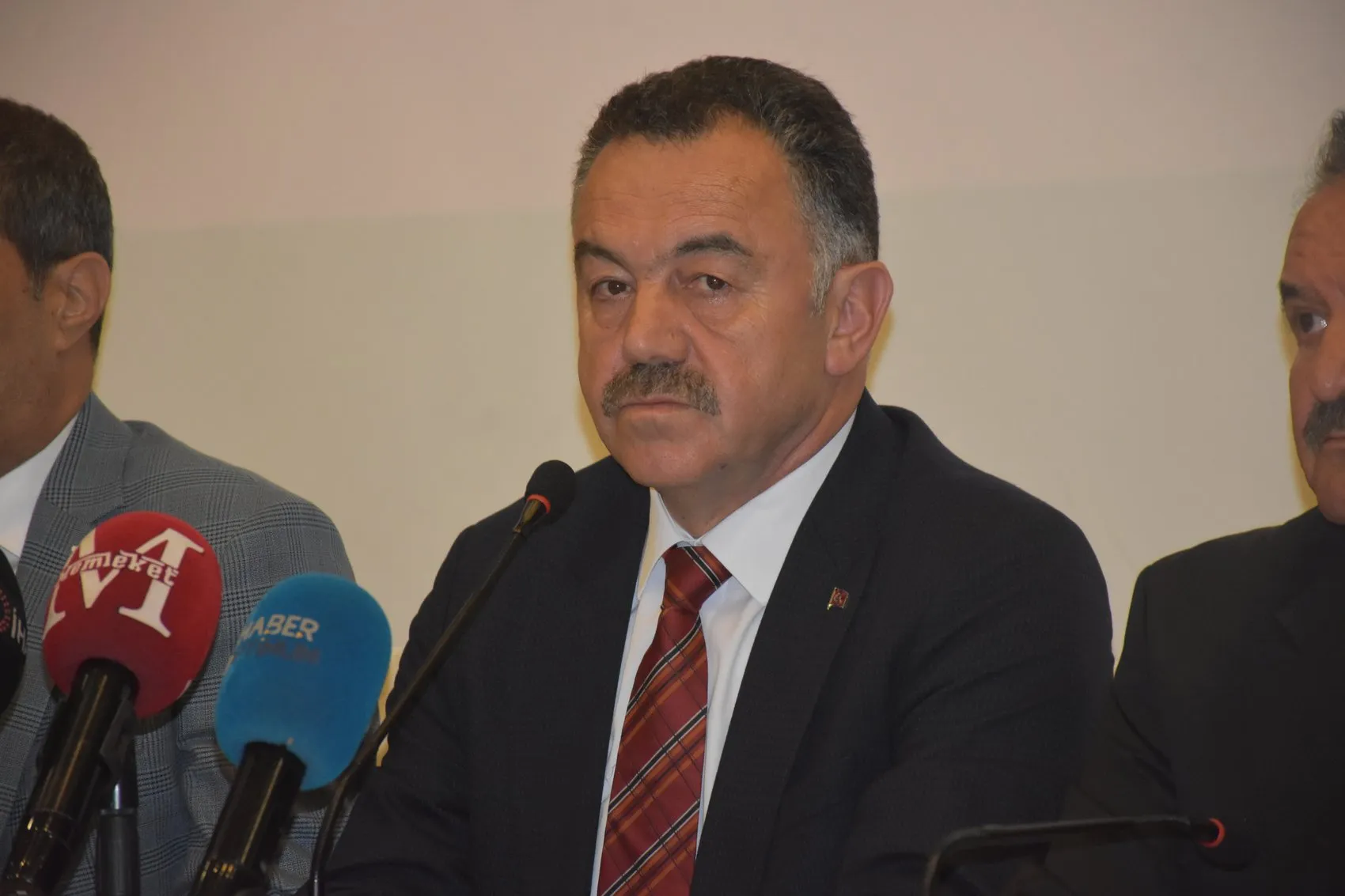 Sivasspor yönetim kriziyle baş başa kaldı