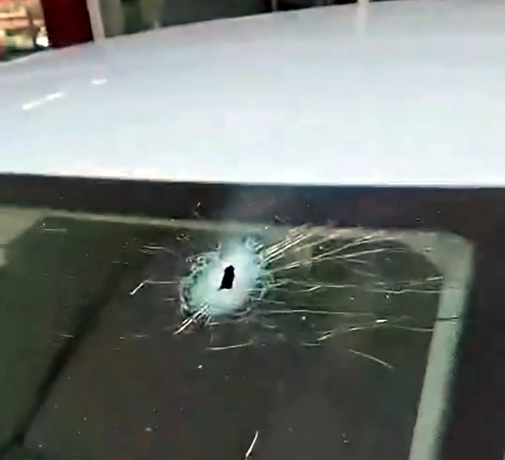 Adana'da galeriye motosikletli saldırı