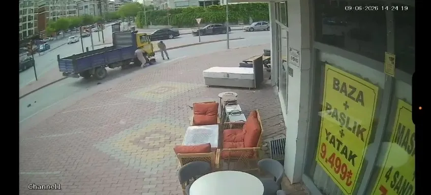 Konya'da kamyonet dehşeti Elektrikli bisikletteki çocuklar ezilmekten son anda kurtuldu