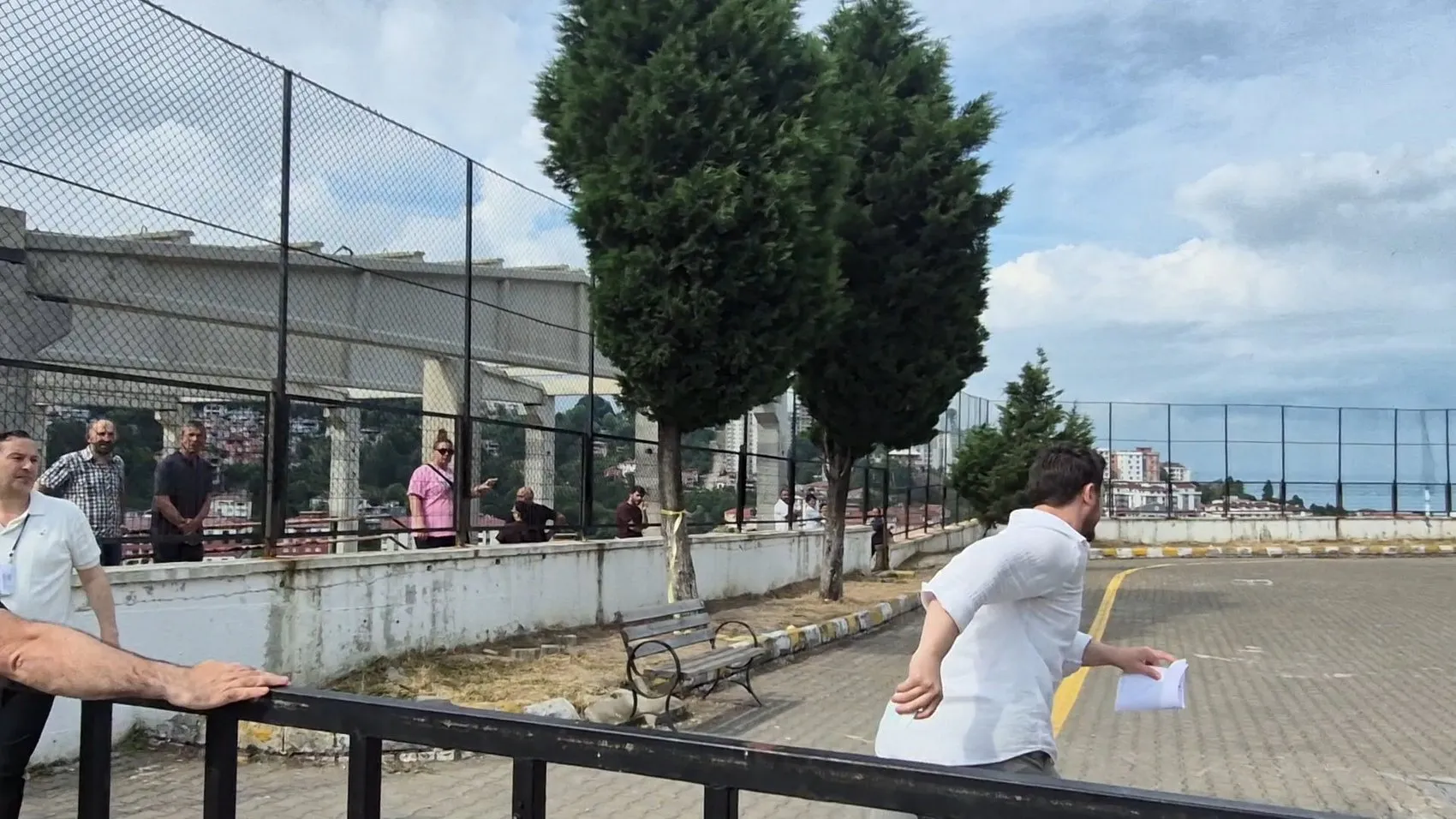 LGS heyecanında büyük panik Kardeşinin kimliğiyle sınava gelince