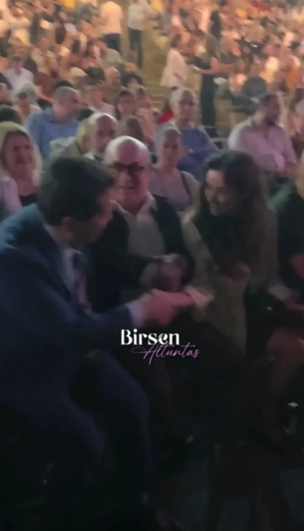 Güven Kıraç genç aşkını Ahmet Özer ile böyle tanıştırdı: "Eşim!" 1