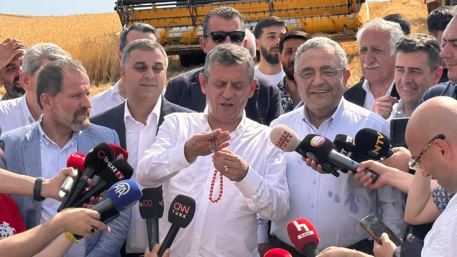 Özgür Özel'den Diyarbakır'da çiftçiye yeni dönem vaadi