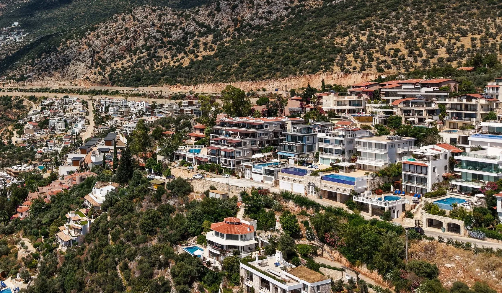 Kaş ve Kalkan villalarında yaz yoğunluğu başlıyor