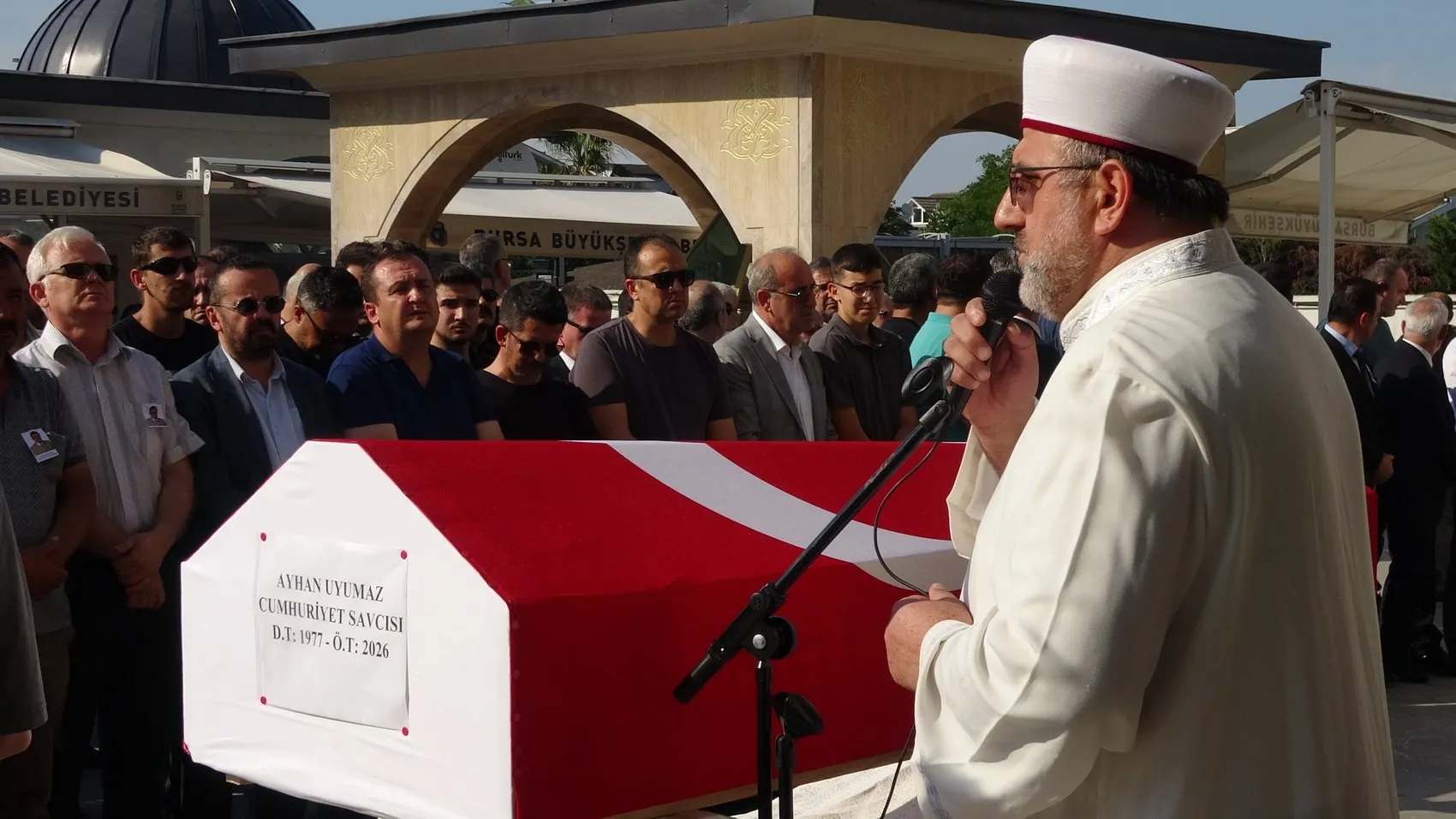 Savcı Ayhan Uyumaz son yolculuğuna uğurlandı