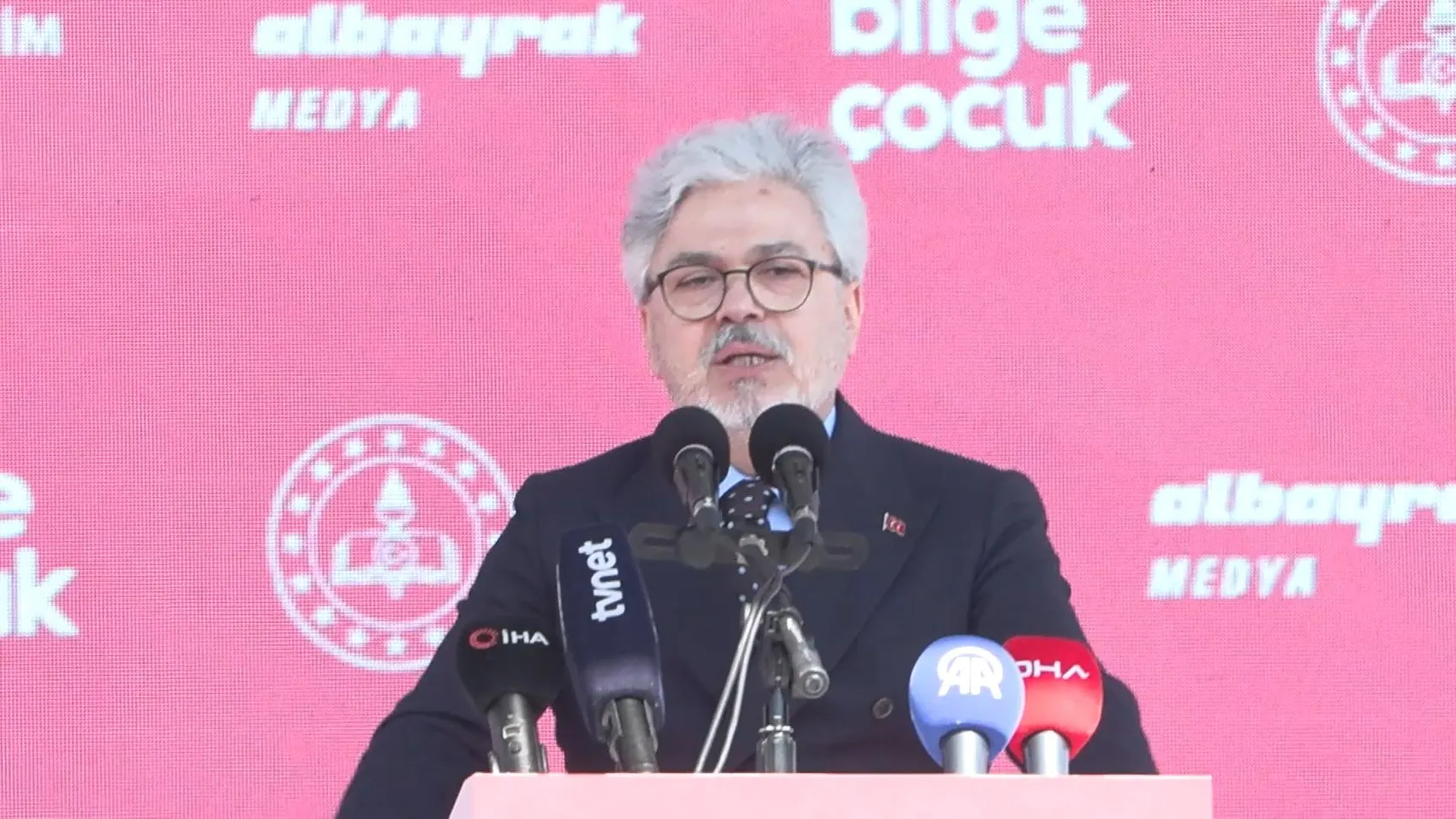 Genç yazarların gözünden aile temalı hikayeler ödüllendirildi