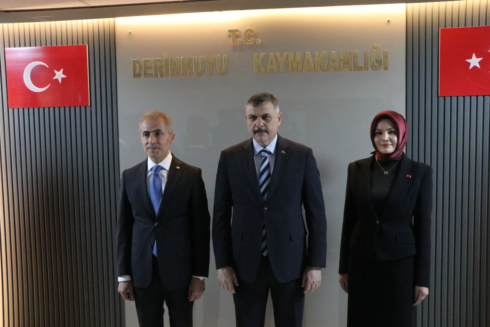 Bakan Çiftçi eski görev yerinde vatandaşla kucaklaştı