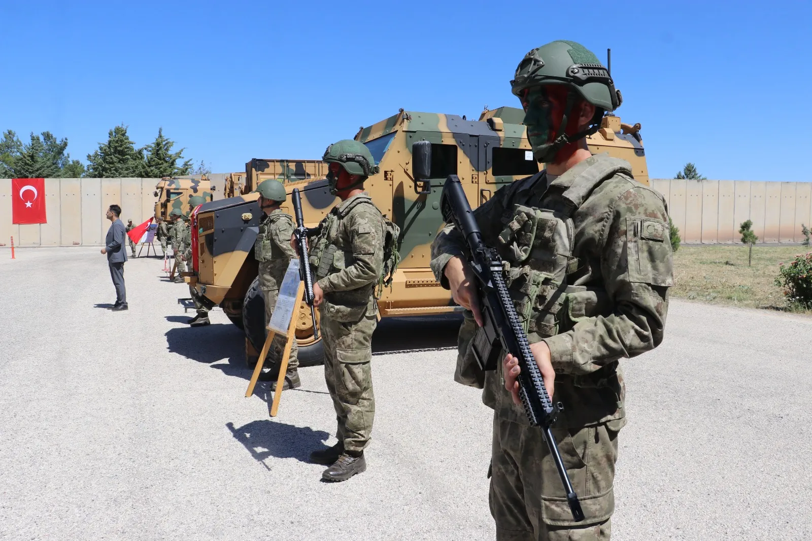 Diyarbakır’da Türk Kara Kuvvetleri için özel tören düzenlendi