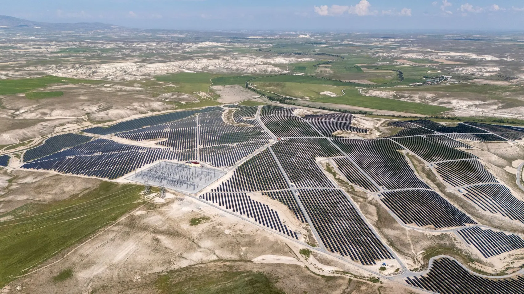 İstanbul Havalimanı tüm enerjisini güneşten alıyor