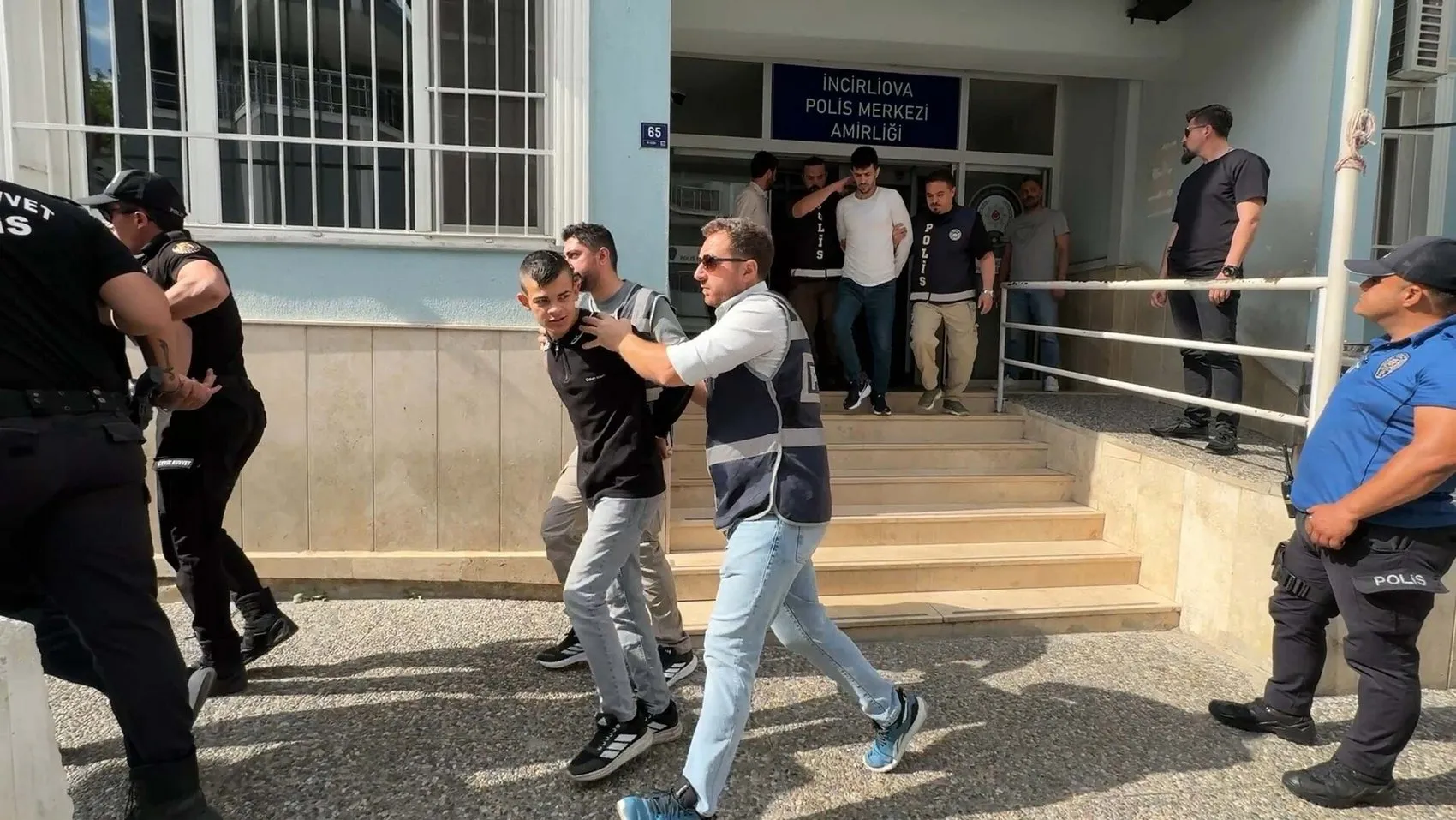 Sosyal medyadan gelen davet Aydın'da gasp tuzağına dönüştü