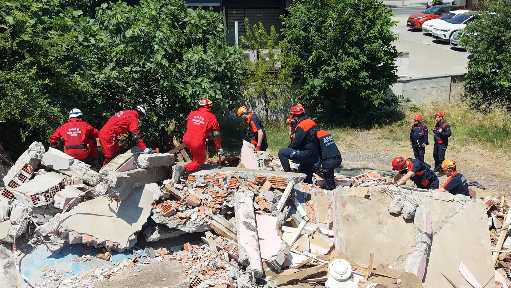 Düzce’de 7.2 büyüklüğünde deprem senaryosu başarıyla test edildi