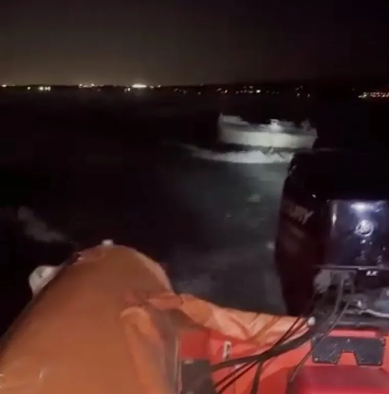 Sapanca Gölü'nde elektrikli kayık keyfi kabusa döndü