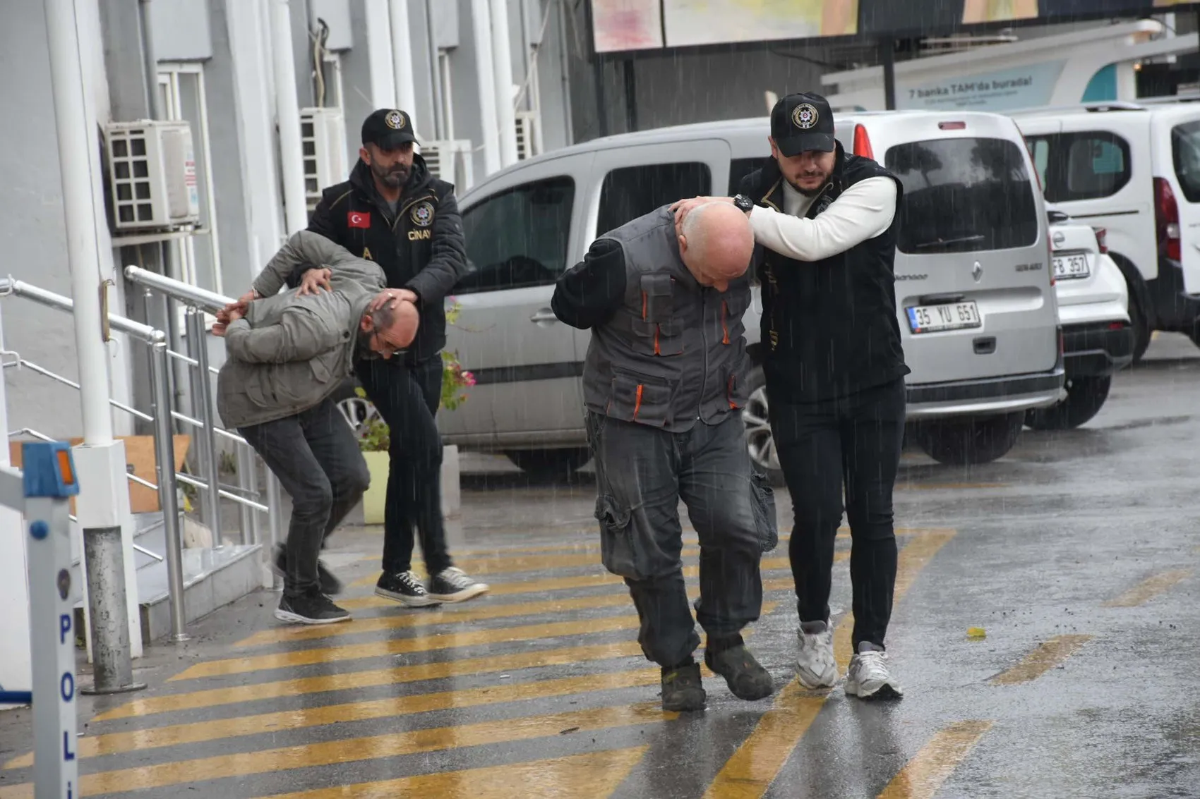 İlaçlama faciasında tanık ifadesi Apartmana hiçbir uyarı asılmadı