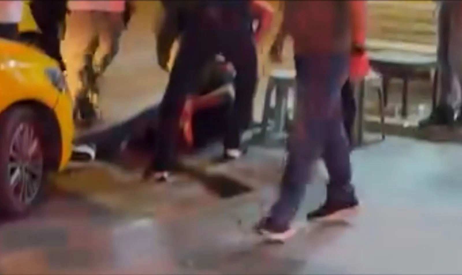 Sakarya’da gece yarısı taksi durağında silahlı saldırı