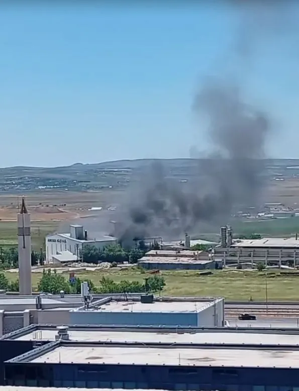 Gölbaşı'ndaki alçı fabrikasında büyük yangın