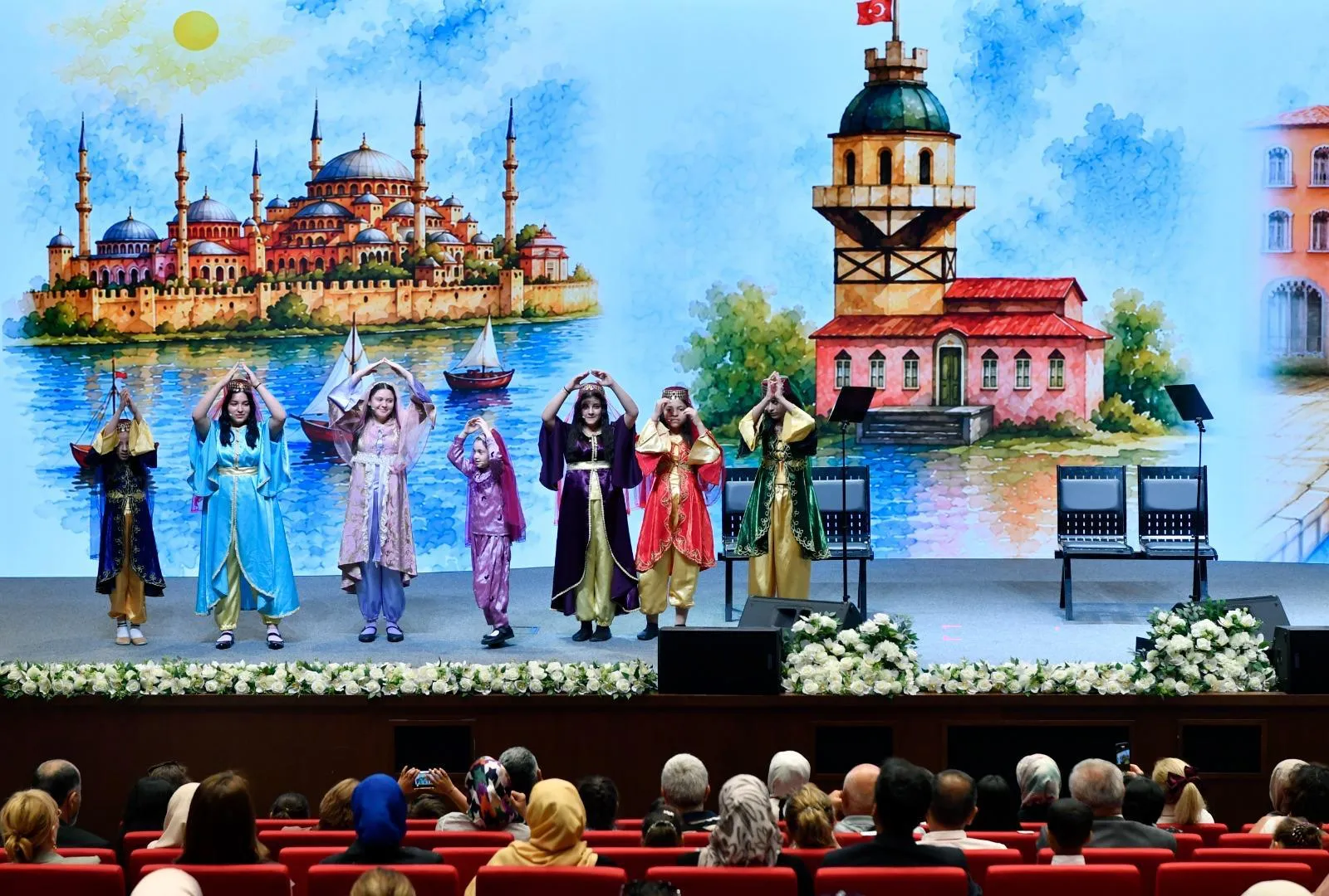Türkiye'de 11 bin çocuk koruyucu ailelerin şefkatiyle büyüyor