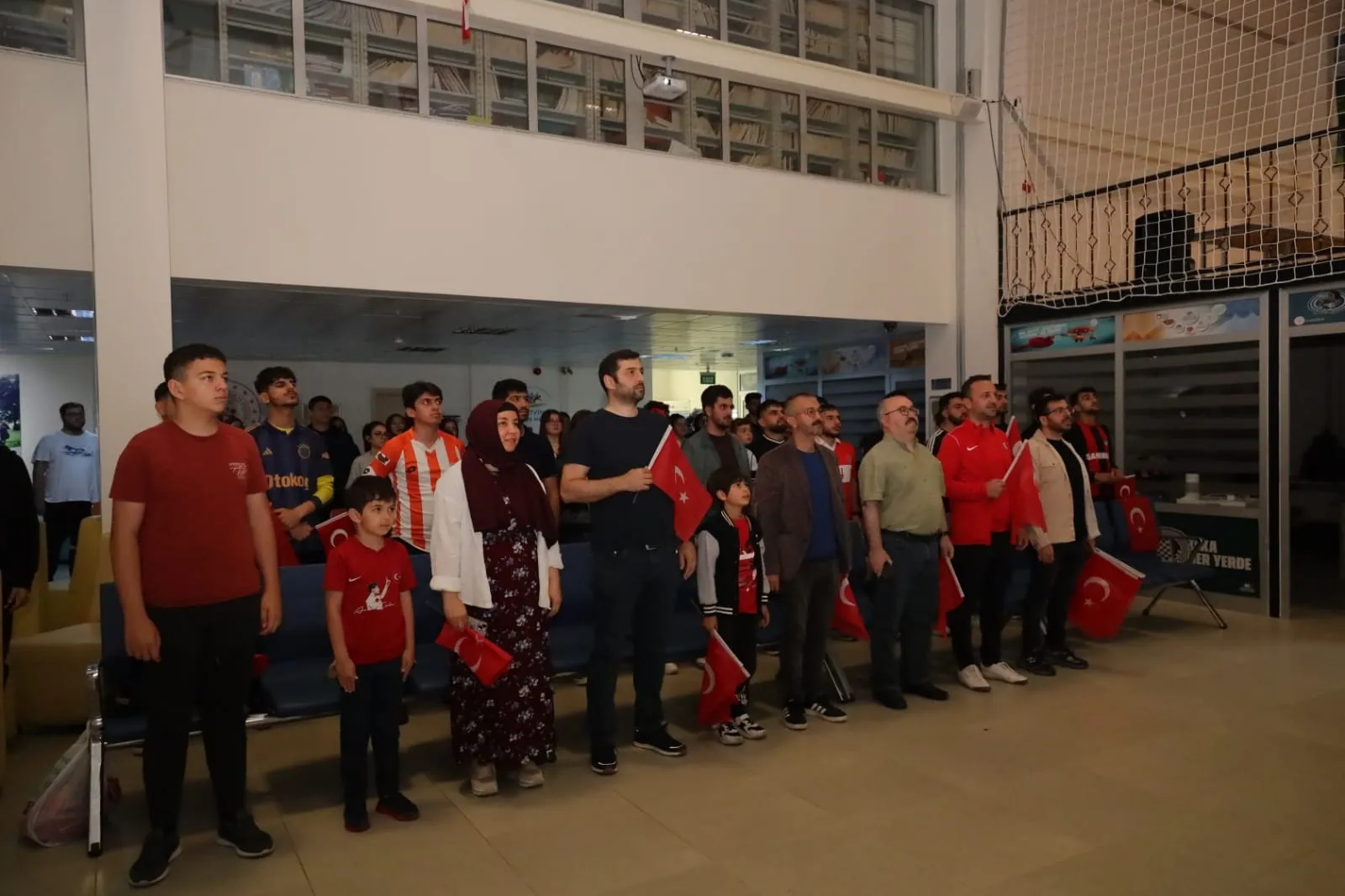 Artvinliler Dünya Kupası için dev ekranda buluştu