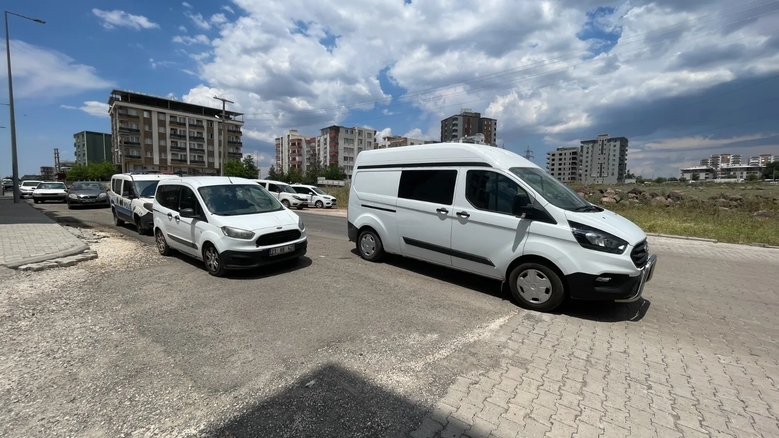 Siverek’te aile faciası Eşi ve kızını vurdu
