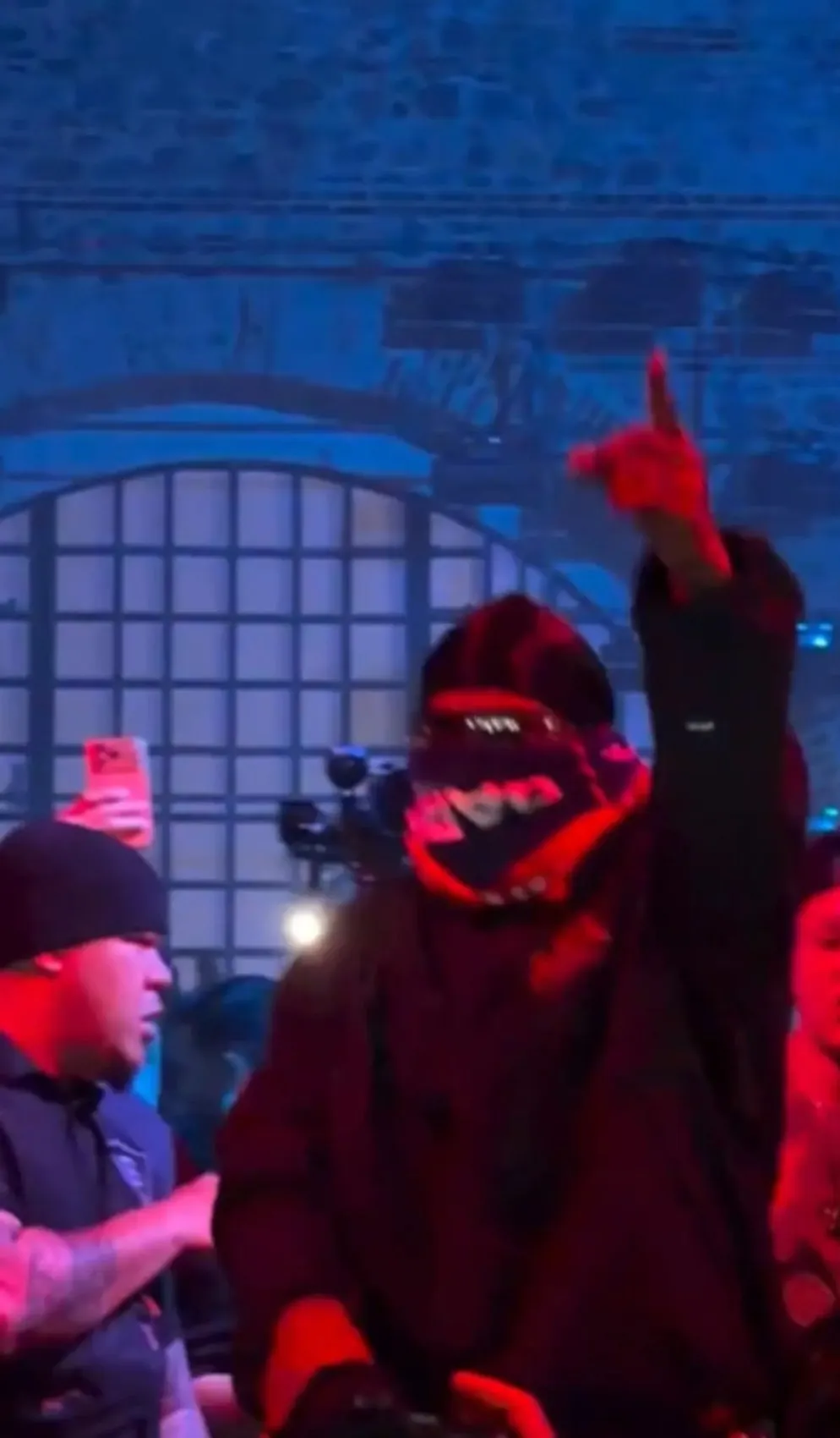 Danla Bilic Travis Scott konserindeydi: "Arsız yırtık dondan çıkar gibi" 2