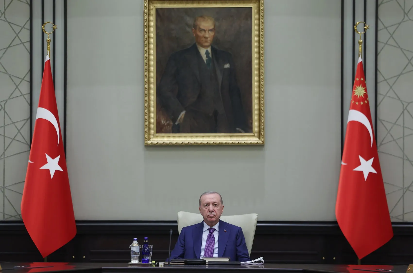 Erdoğan muhalefet içi tartışmalara kapıyı kapattı