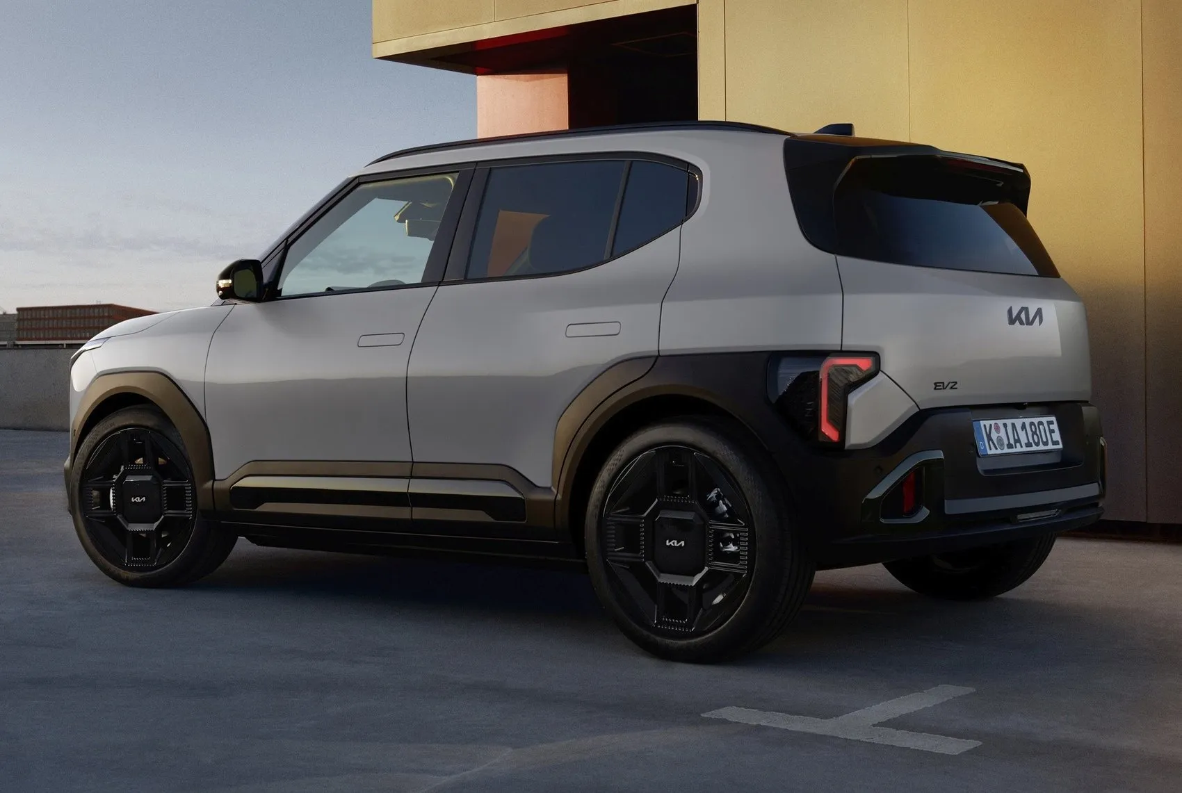 418 km menzile sahip Kia EV2 Black-Line tanıtıldı: İşte fiyatı