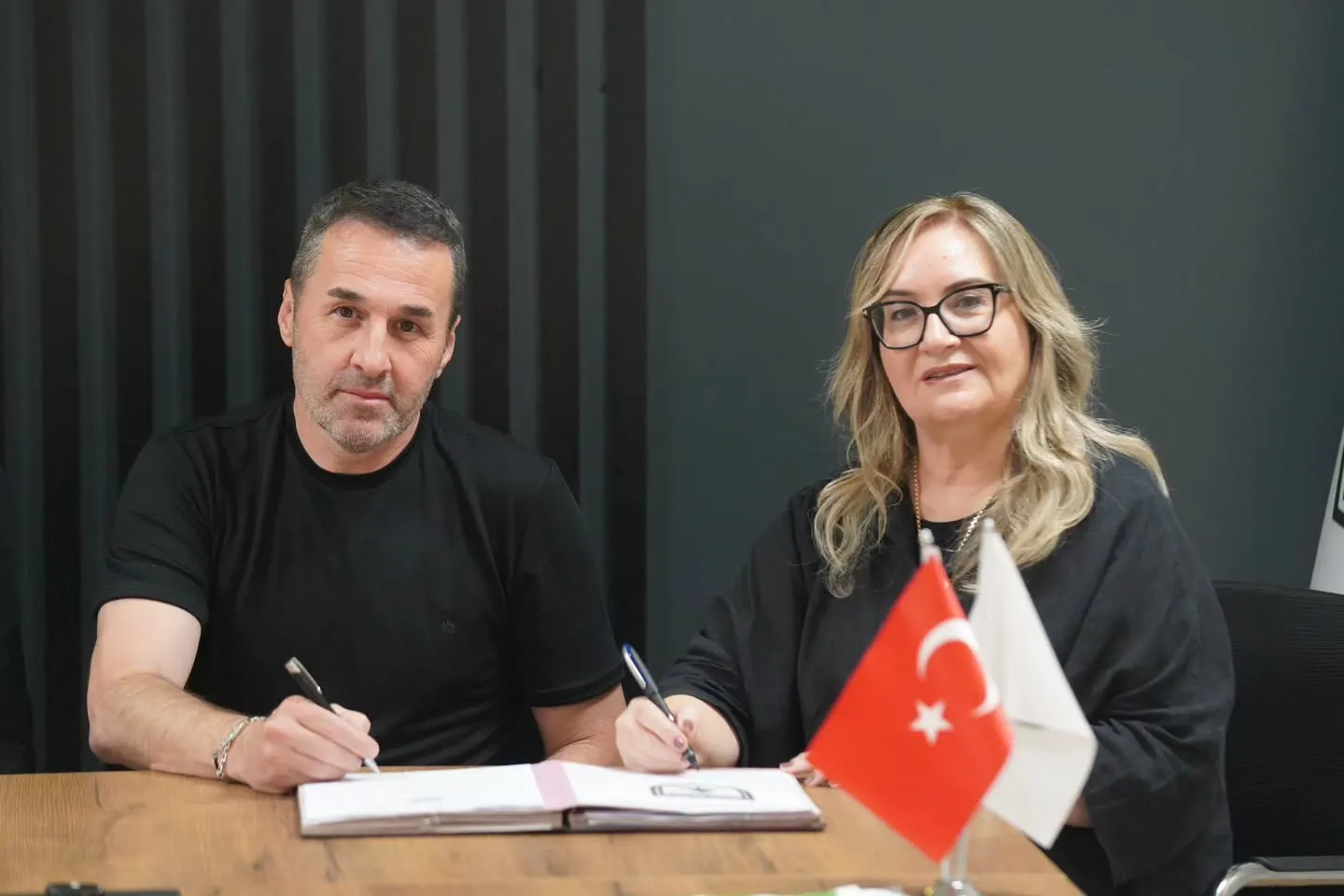 Muğlaspor’da güven tazeleyen imza