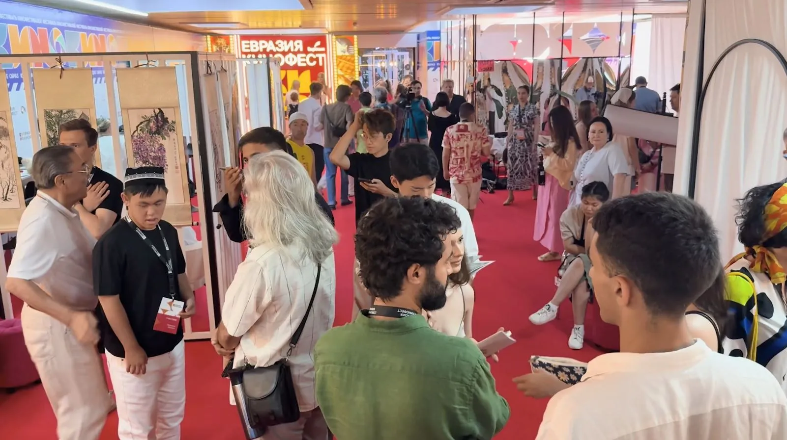 Bağ Bozumu filmi Rusya yolculuğuna görkemli bir başlangıç yaptı
