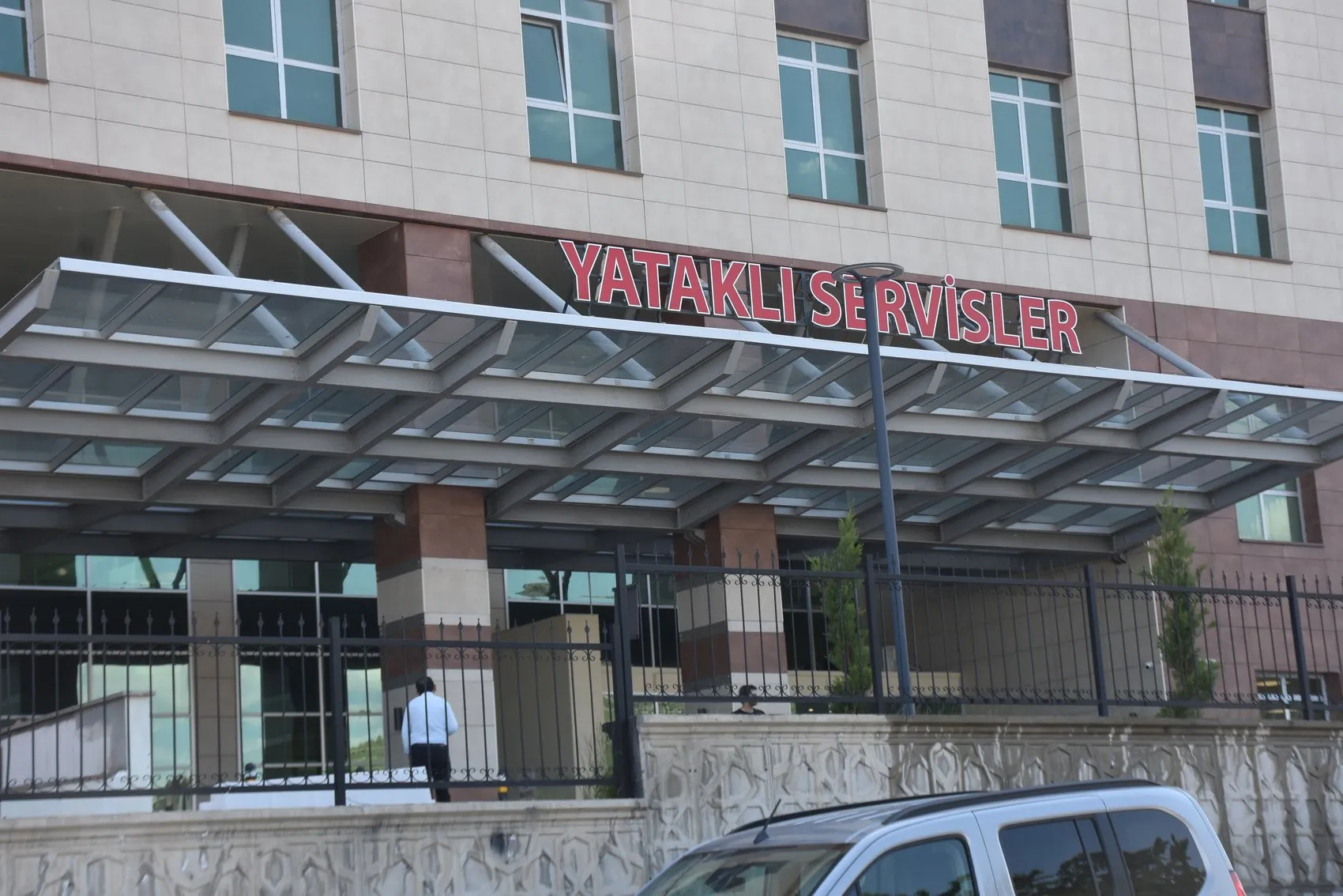 Niğde'de yaya geçidinde kaza yapan sürücü serbest kaldı