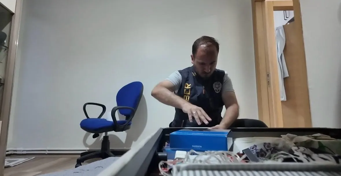 Yasa dışı bahis çetesine 27 ilde büyük baskın