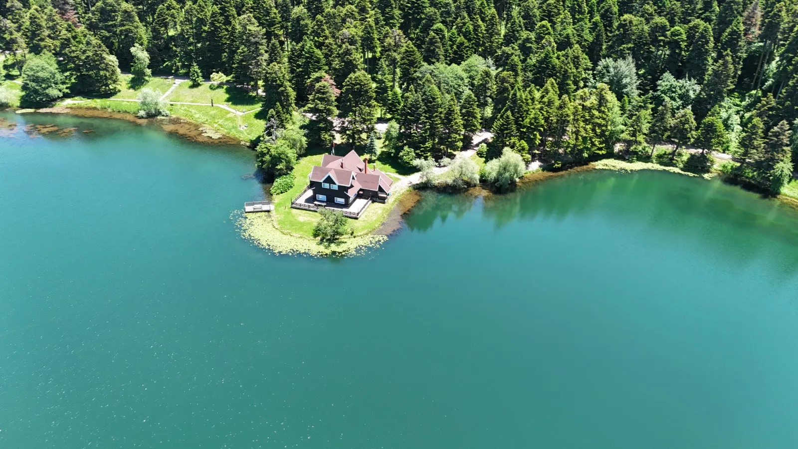 Bolu Gölcük Tabiat Parkı havadan görüntülendi