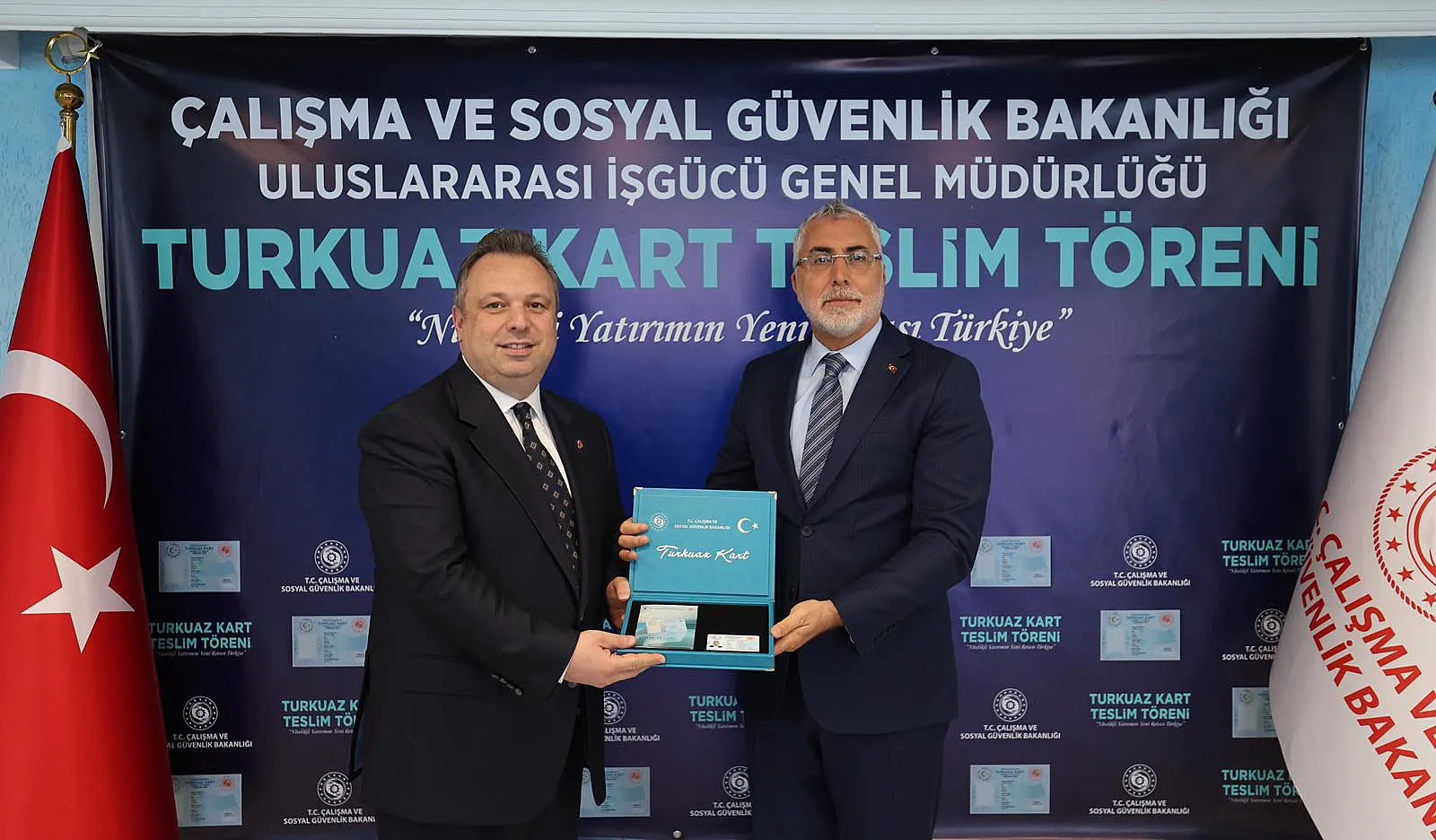 Dev şirketlerin patronlarına Türkiye'den süresiz çalışma izni