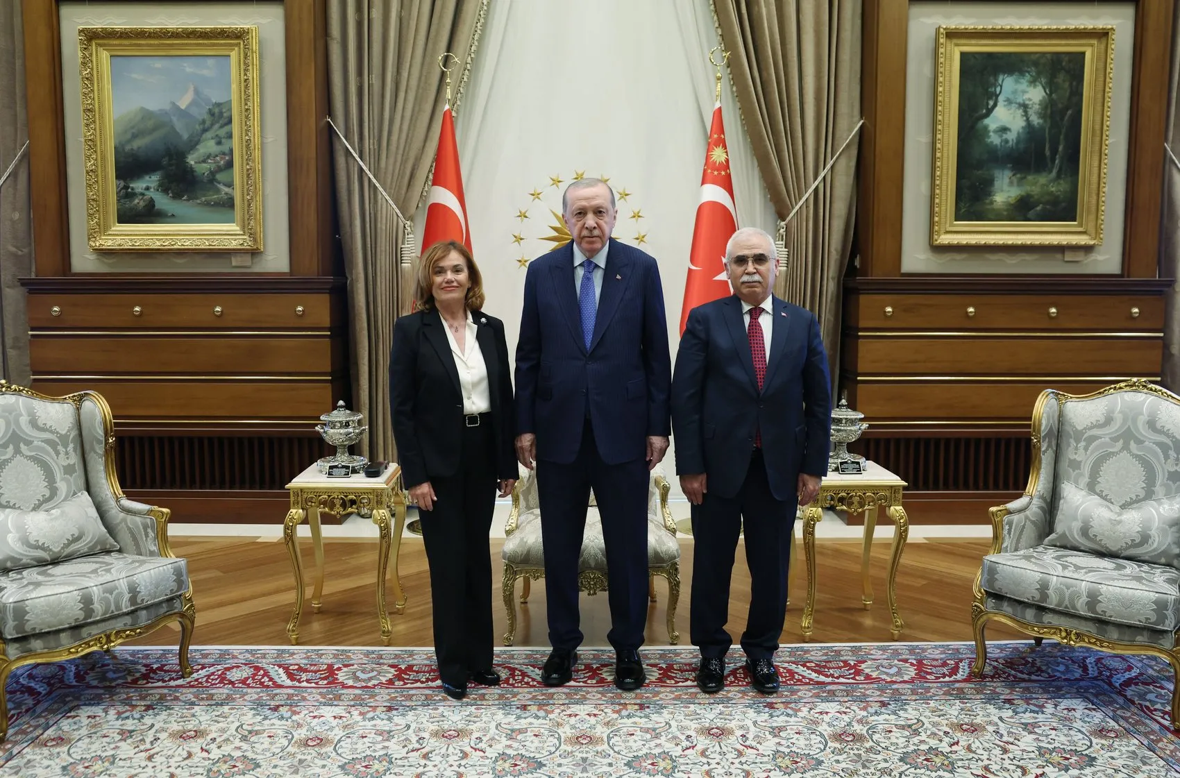 Erdoğan İspanya Anayasa Mahkemesi heyetini Beştepe’de ağırladı